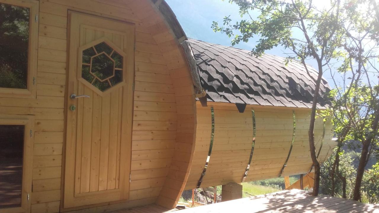 Les Insolites Du Villaret Saint-Vincent-les-Forts Εξωτερικό φωτογραφία